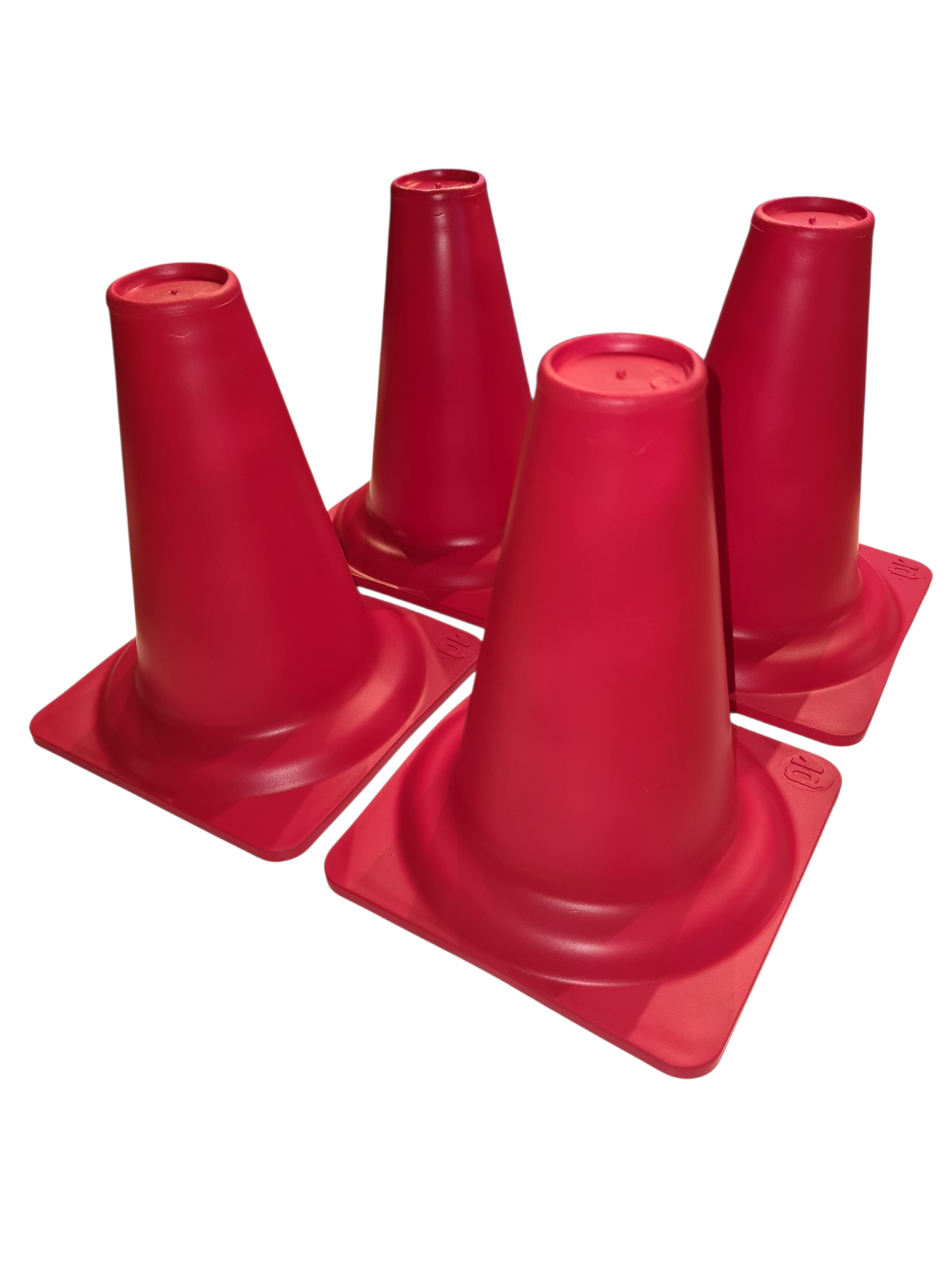 lot de 4 cônes rouge pour le sport canin obéissance de chez Utessya
