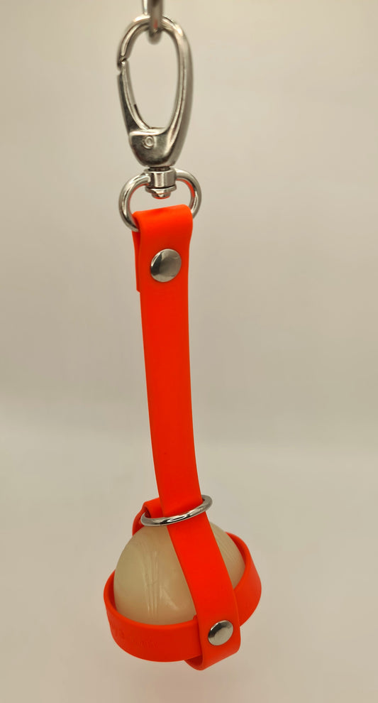 Porte-balle pour chien en sangle TPU orange, bouclerie nickelée - modèle de création Utessya