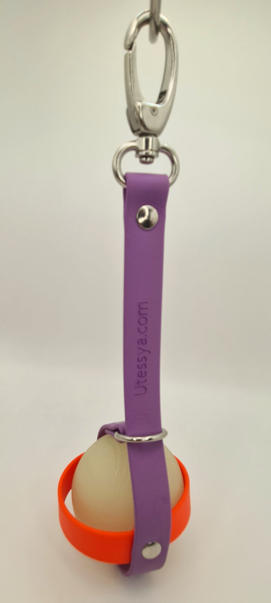 Porte-balle pour chien en sangle TPU violet et orange, bouclerie nickelée - modèle de création Utessya